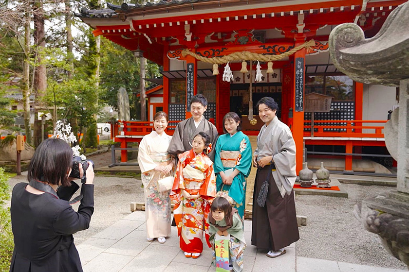 成人式の家族写真撮影